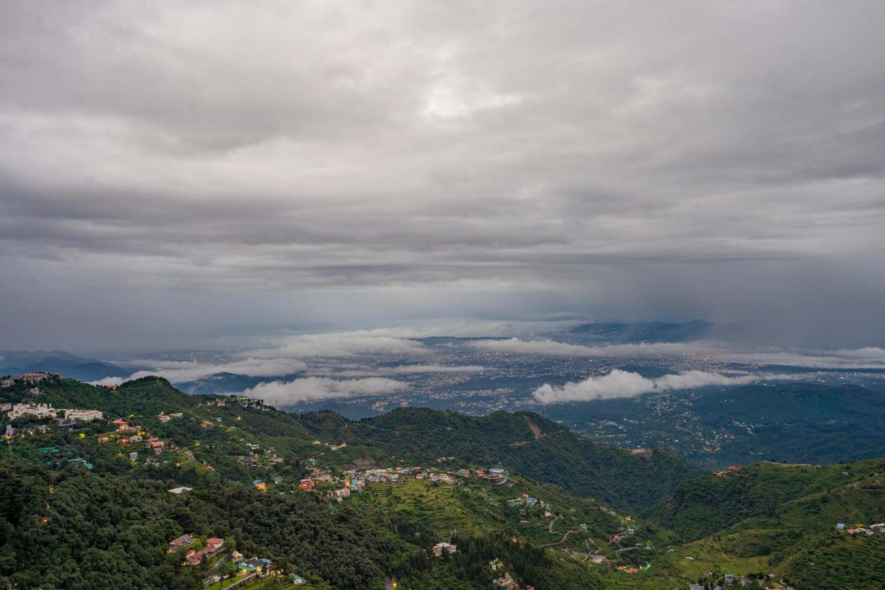 Stayvista At Arncliff Villa 5 Mins From Mall Road Mussoorie Bagian luar foto